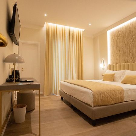 Hotel Helios Rimini Esterno foto