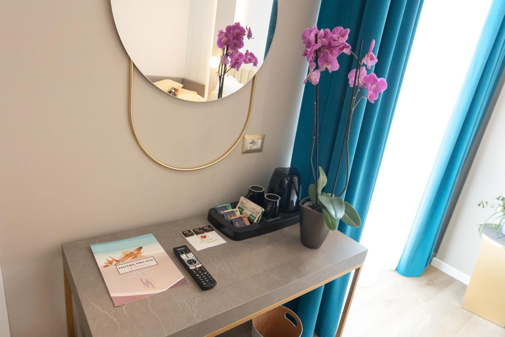 Hotel Helios Rimini Esterno foto